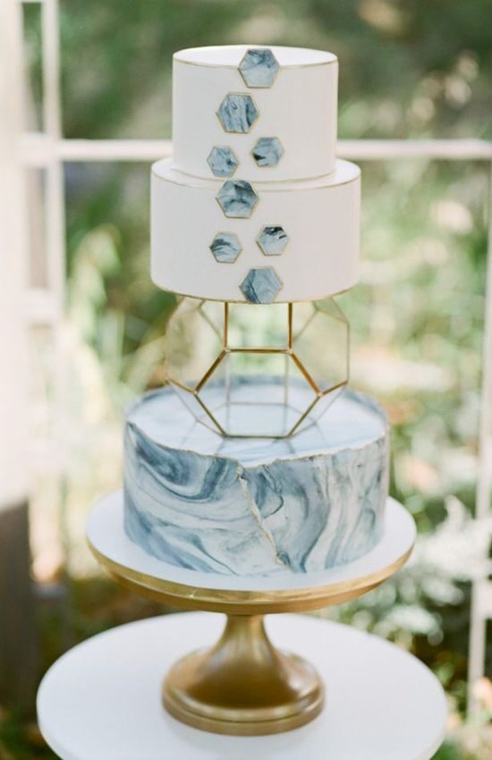 Major Moves: 12 Gorgeous Wedding Cakes with Movement | Gorgeous wedding cake,  Modern wedding cake, White wedding cakes