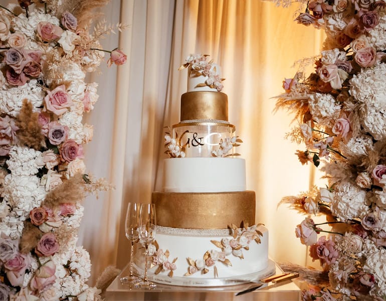 Wedding Cake | Exclusive Yacht Weddings